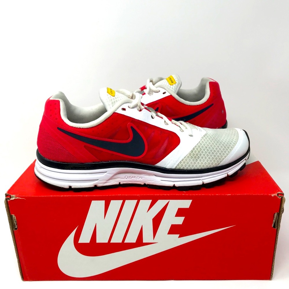Nike - Wmns Zoom Vomero 8 Running ‘LiveStrong’